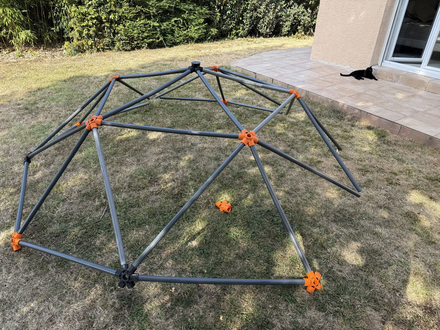 deuxième niveau du dôme avec des pièces à 6 arêtes